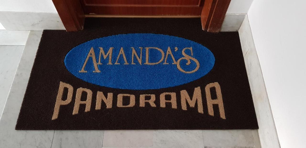 Amanda's Panorama Apartment Taranto Bagian luar foto