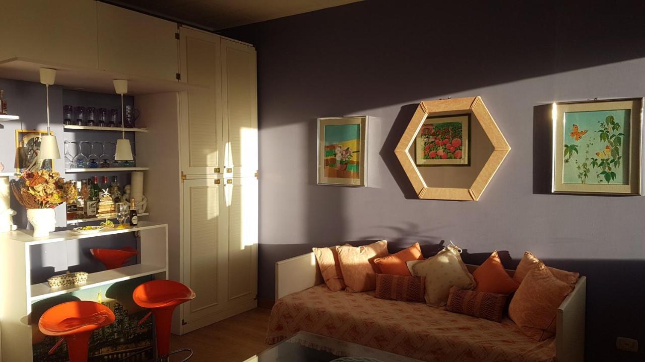 Amanda's Panorama Apartment Taranto Bagian luar foto